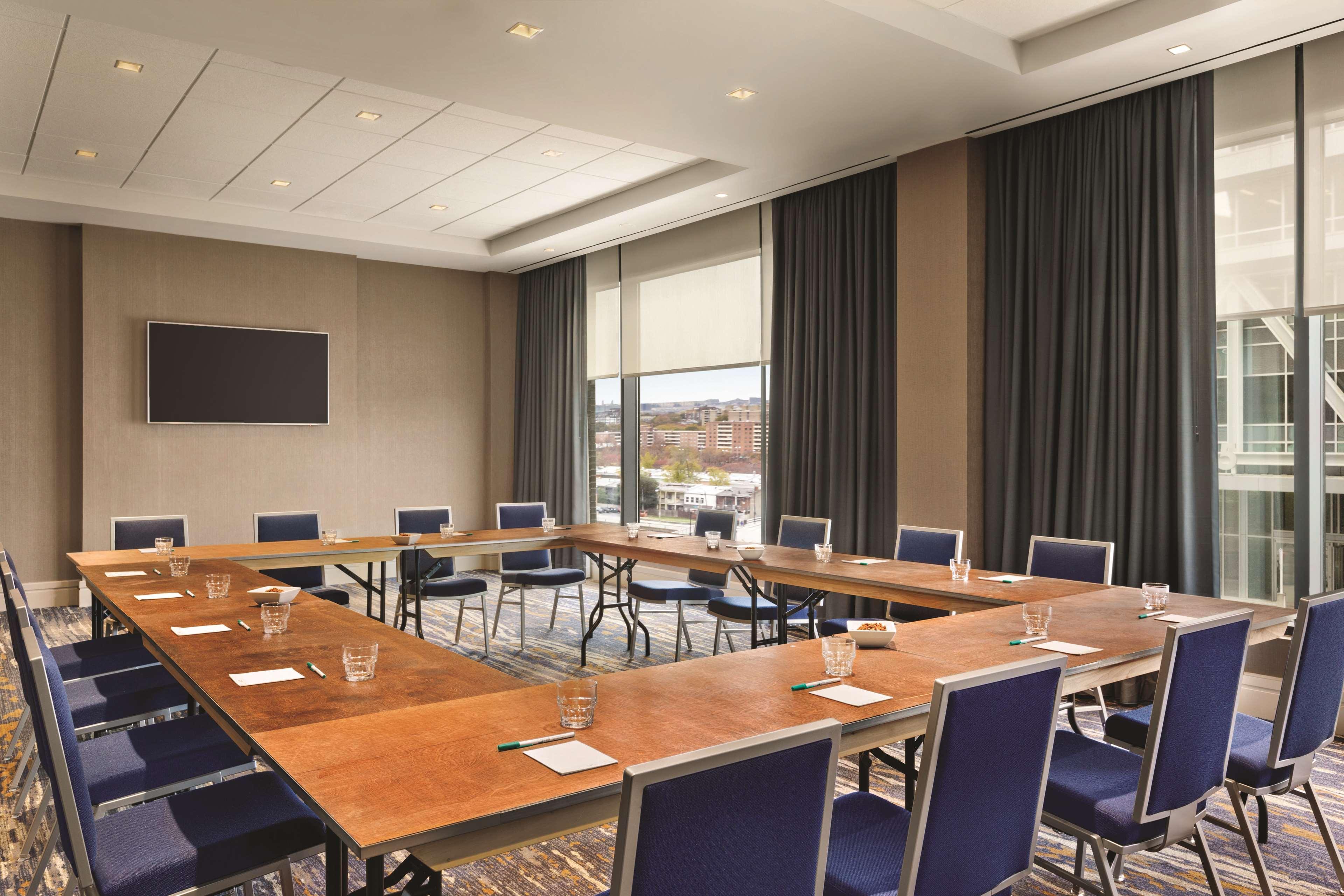 Homewood By Hilton Dc Capitol-navy Yard 3*