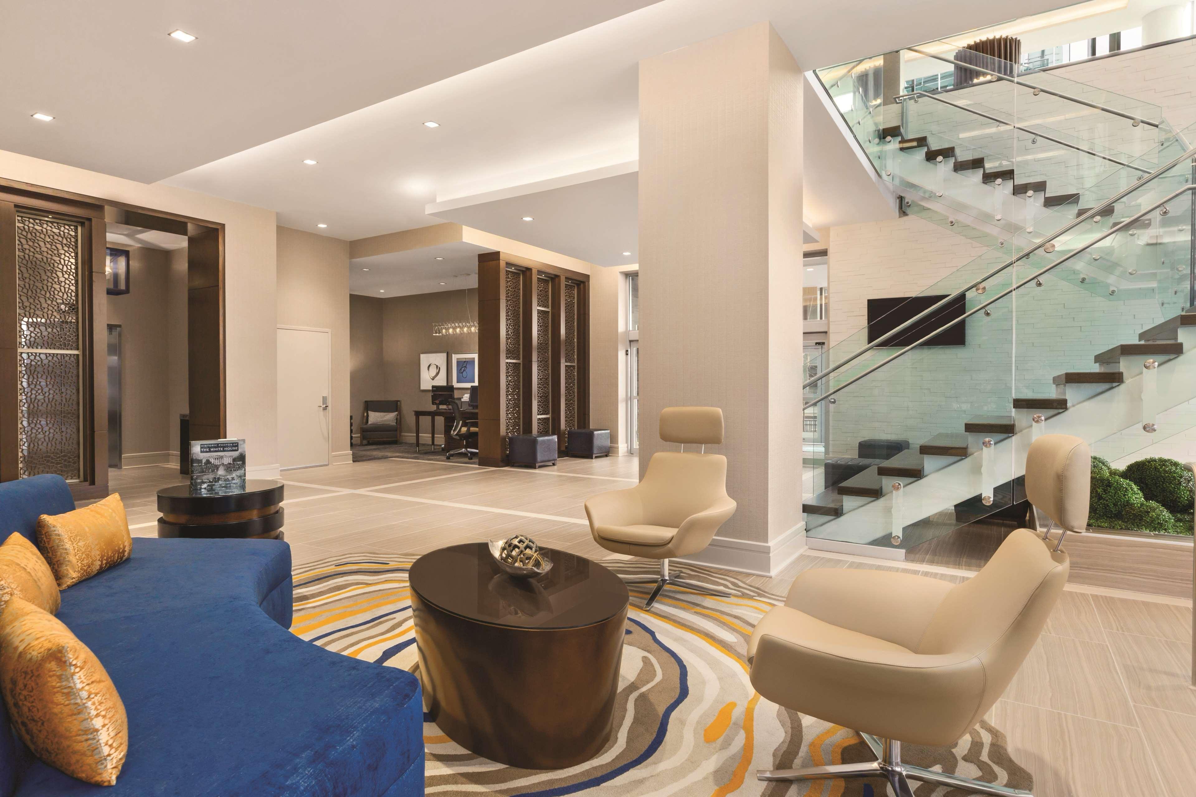 Hotel Homewood By Hilton Dc Capitol-navy Yard 3*