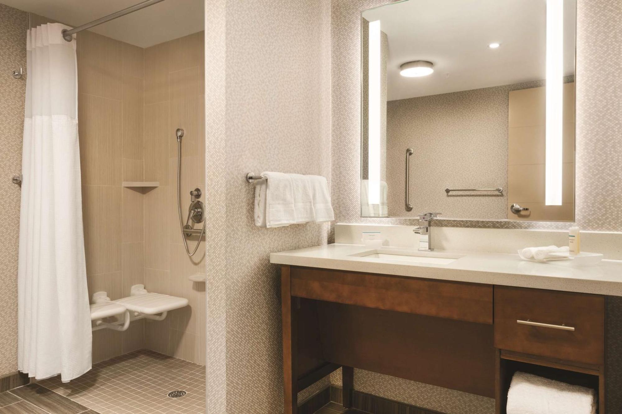 Homewood By Hilton Dc Capitol-navy Yard 3* Washington