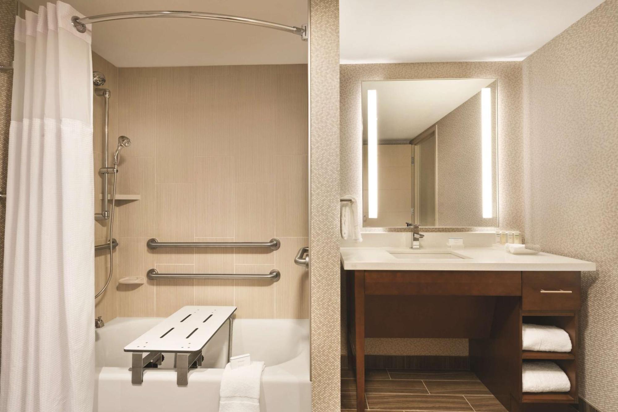 Homewood By Hilton Dc Capitol-navy Yard 3*