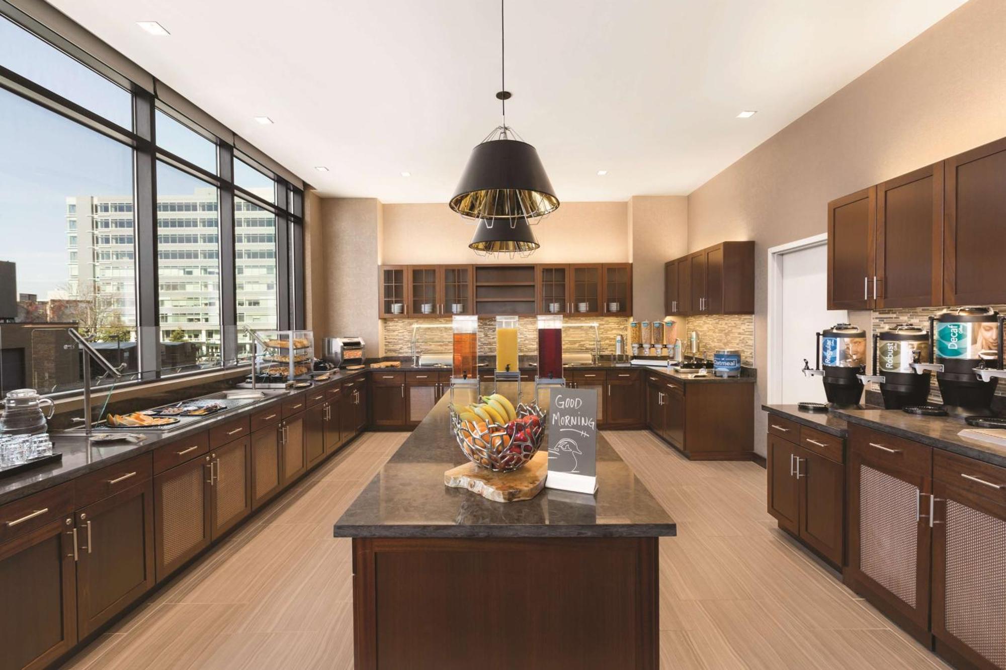 Homewood By Hilton Dc Capitol-navy Yard Hotel Washington