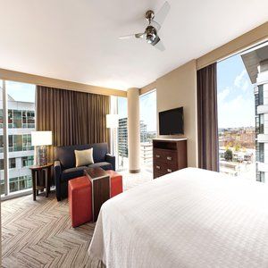 Homewood By Hilton Dc Capitol-navy Yard